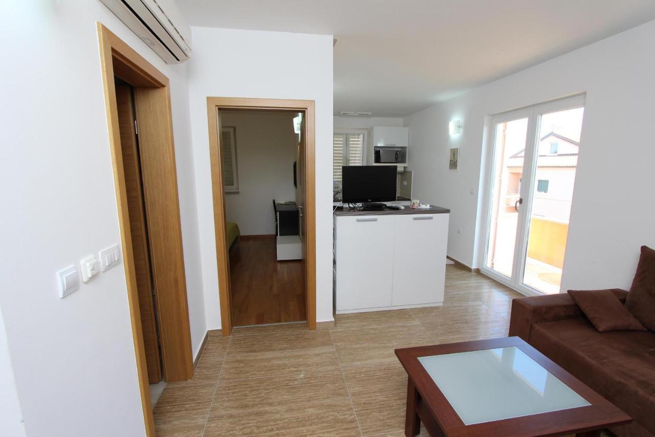 Apartments Hanna โรวีน ห้อง รูปภาพ